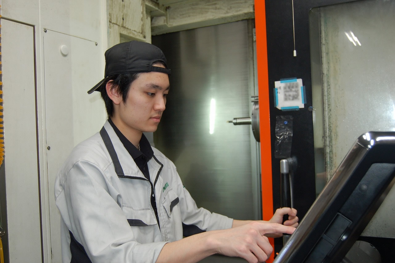 機械加工スタッフ（正社員）