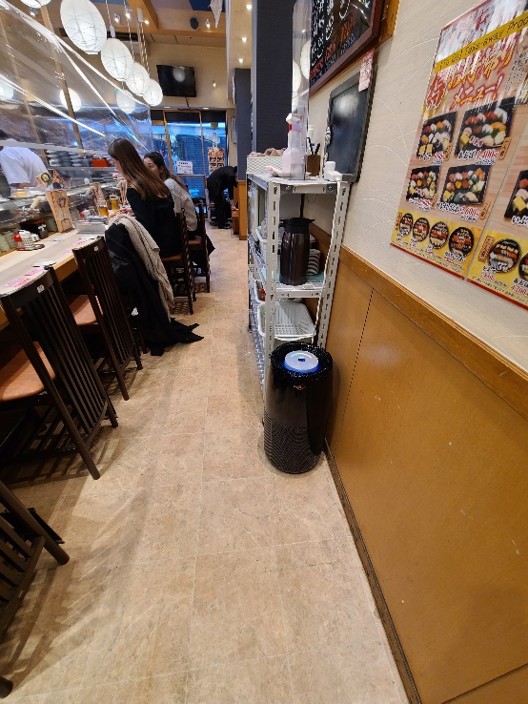 東京都　中央区築地　回転すし店