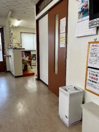 青森県　八戸市　動物病院　待合室