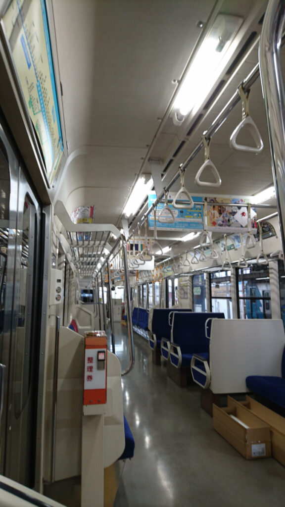 客車内　天井照明 （LLS502-01W）