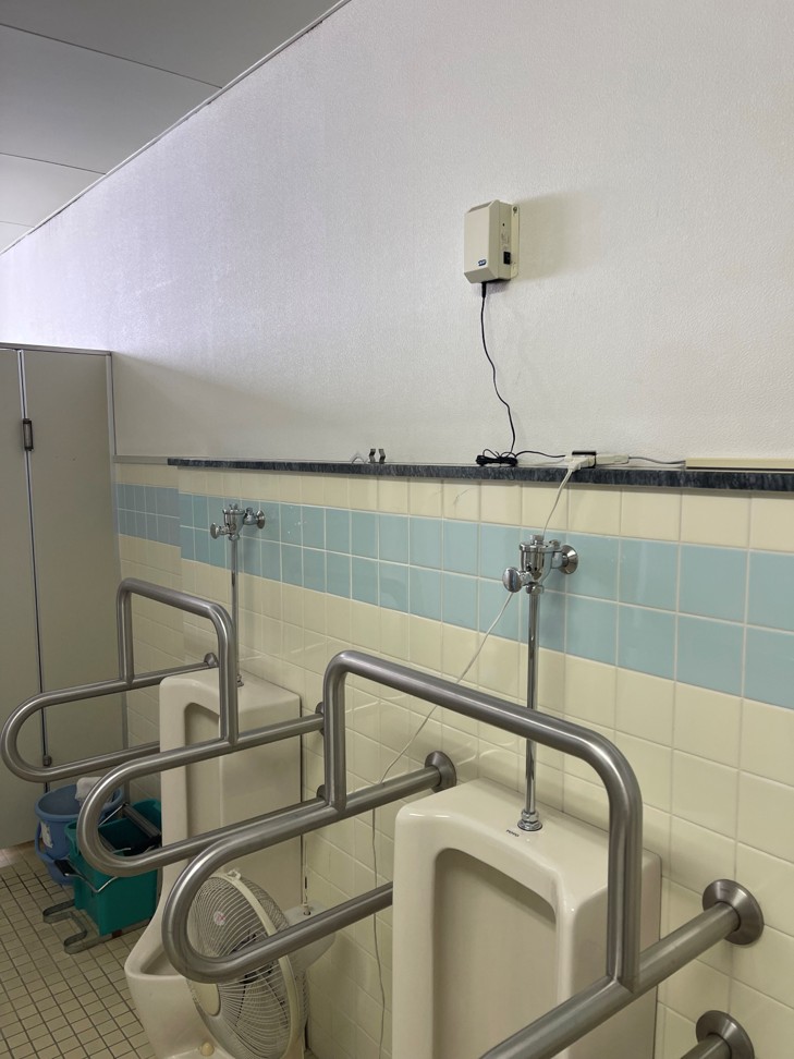 青森県　藤崎町　男性トイレ内②
