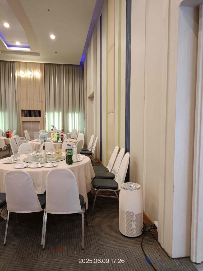 <strong>（代理店 設置事例）</strong>会議開催会場 ②